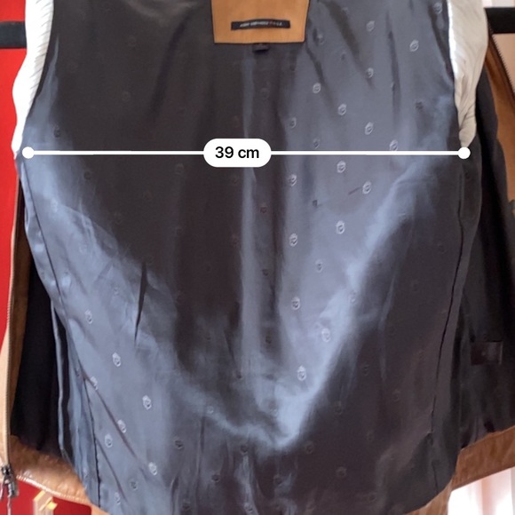 John varvatos $8000 usd best offer. Too big for me - Picture 7 of 9